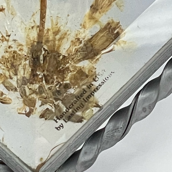 **3/$20** Vintage Heart Shaped Sun Catcher with Flower - Picture 5 of 7